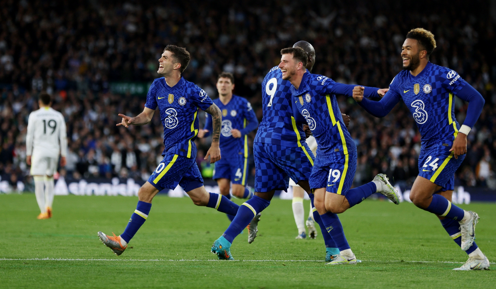 在竞争激烈 在竞争激烈